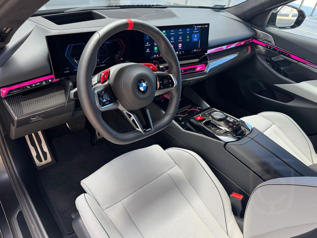 BMW M5 CARBON.BOWERS.SITZBELÜFT.360°DR.ASS.PRO.
