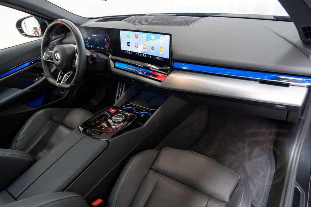 BMW M5 Bowers & Wilkins Panoramadak Head-Up Keyless