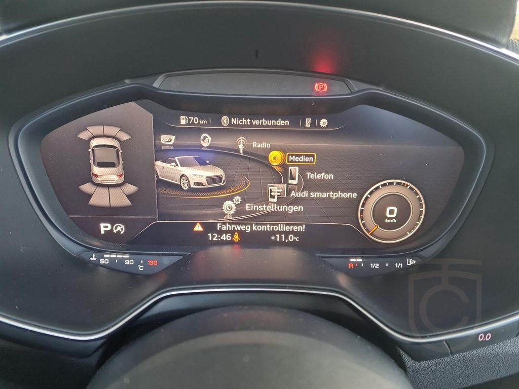 Audi TT RS quattro RS-Dämpf-Regl. RS-Abgas SideAssist