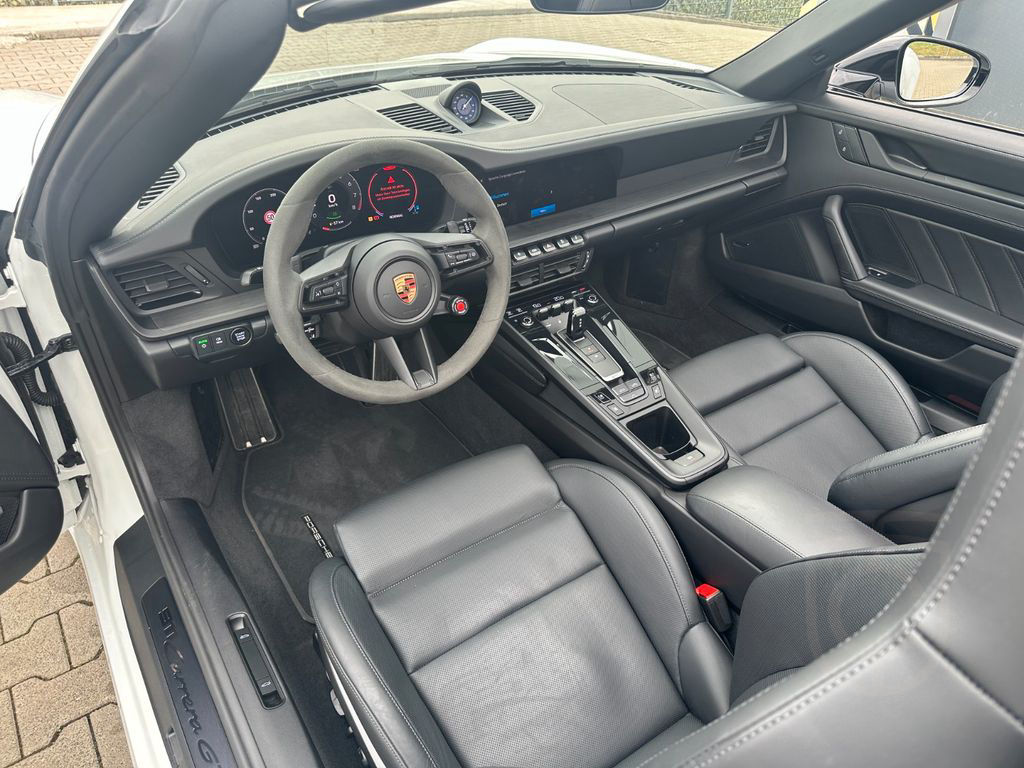 Porsche 992 GTS Cabrio/ T-Hybrid/BOSE/Matrix/Sitzklima