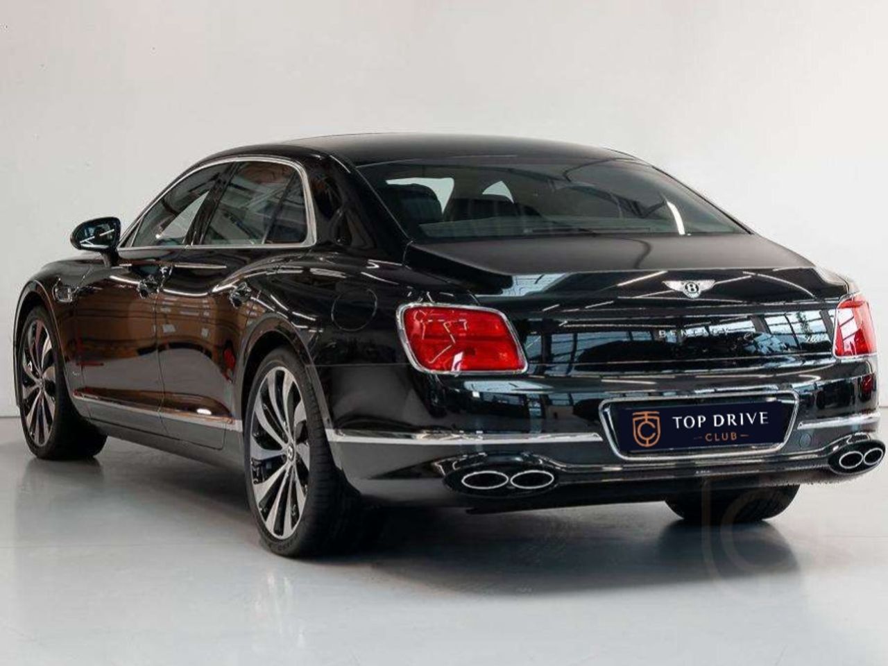 Bentley Flying Spur Azure V6 Hybrid