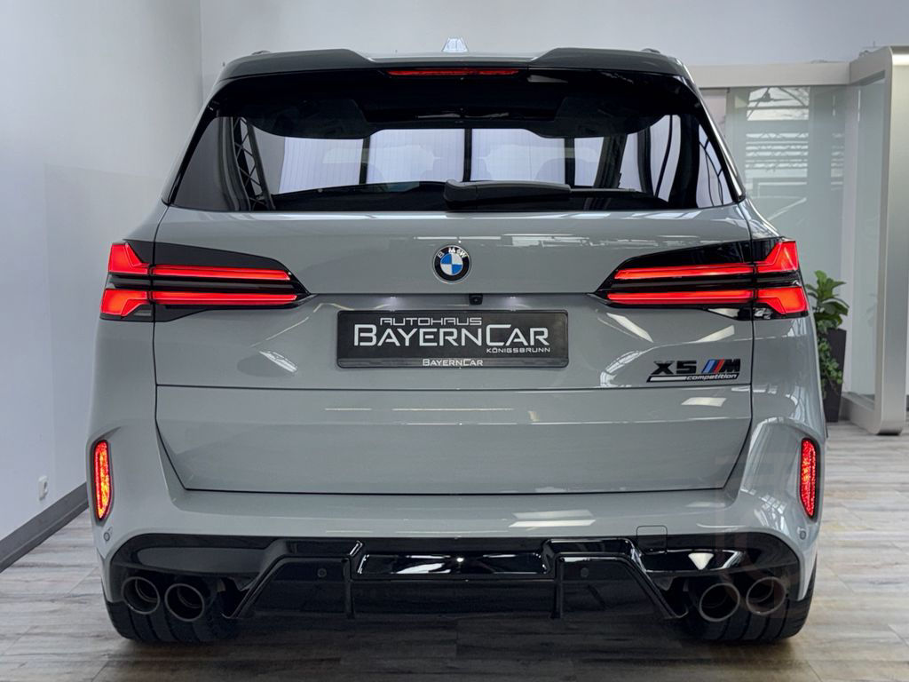 BMW X5 M Competition B&W AHK Panorama Sitzlüftung