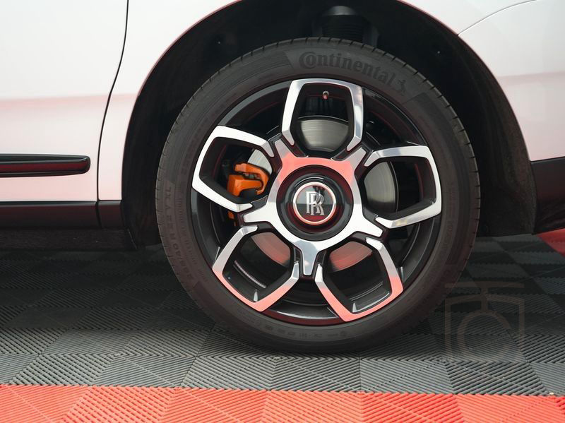 Rolls-Royce Cullinan Black Badge