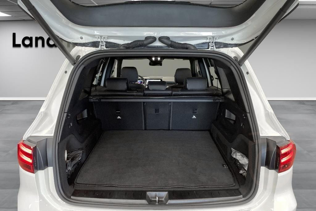 Mercedes-Benz GLB 200 7G-DCT Widescreen Navigation