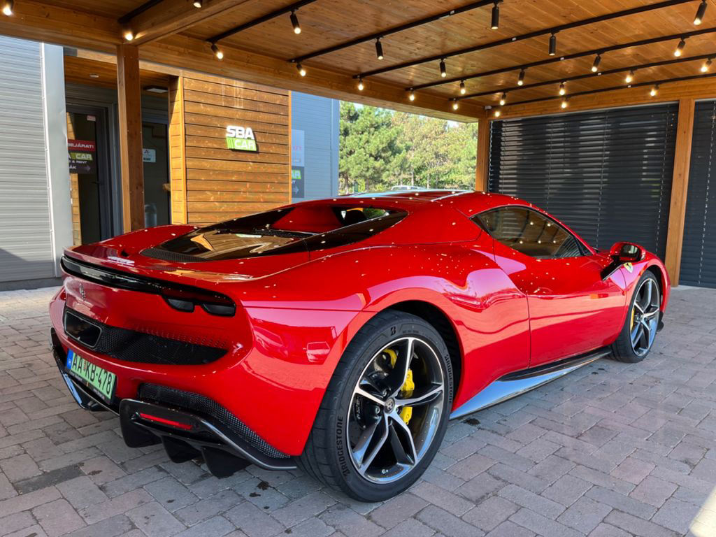 Ferrari 296 GTS