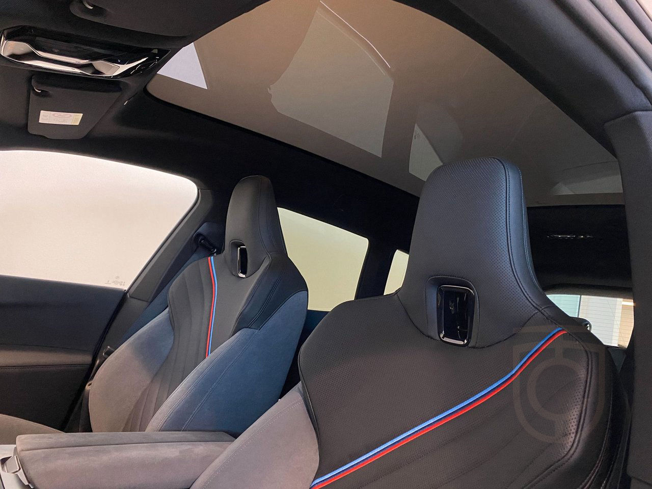 BMW iX xDrive60 Fully Charged M-Sport Edition H
