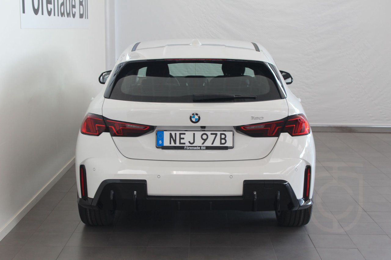 BMW 120 i M Sport Design Automat