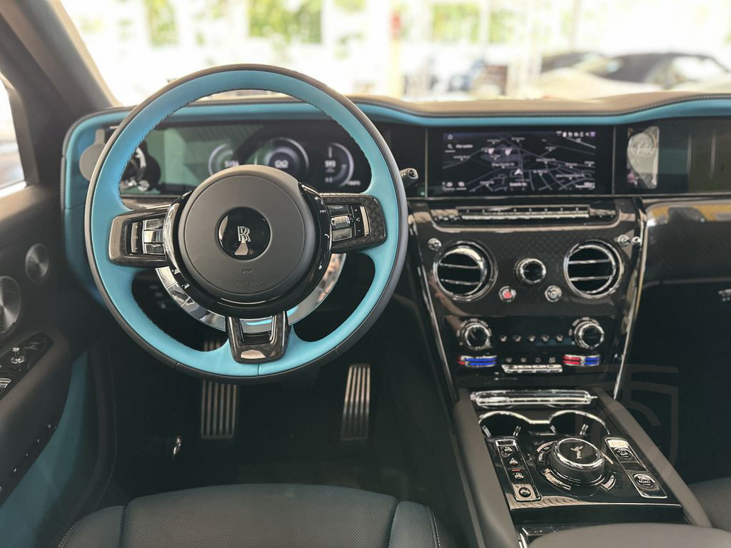 Rolls-Royce Cullinan Black Badge