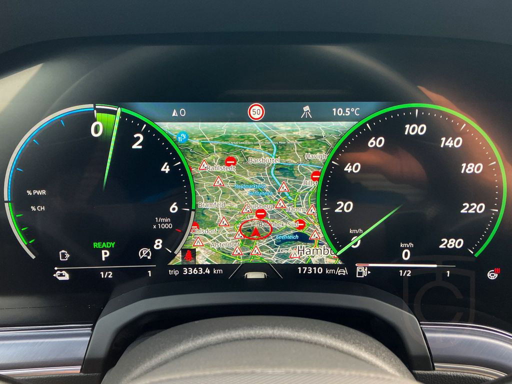 Volkswagen Touareg R 3.0 eHybrid 4M AHK/LM22"/PANO/HUD/ACC