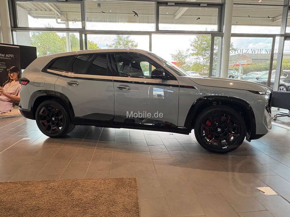 BMW XM 4.4 Label Red M Drivers Package Sport Aut.