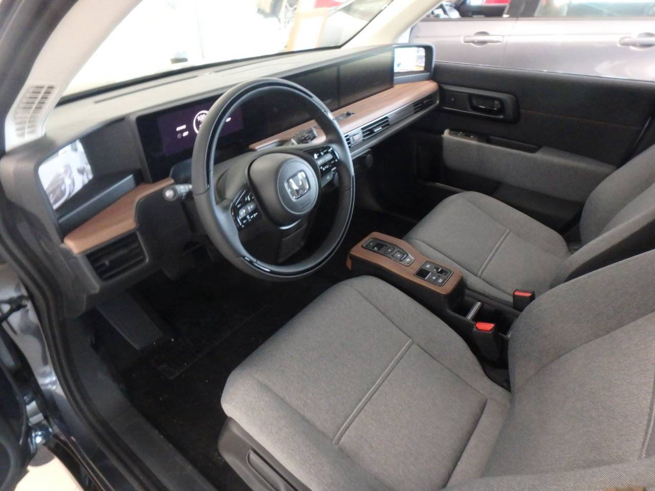 Honda E