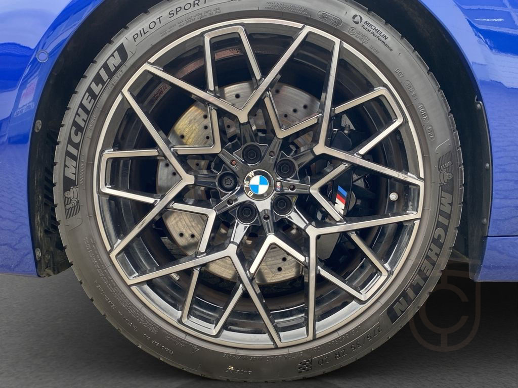 BMW M8 Competition Coupé xDrive Carbonsitz NP 207 B&