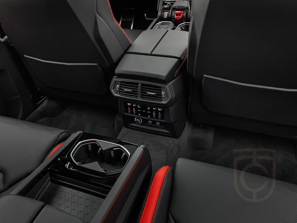 Lamborghini Urus S