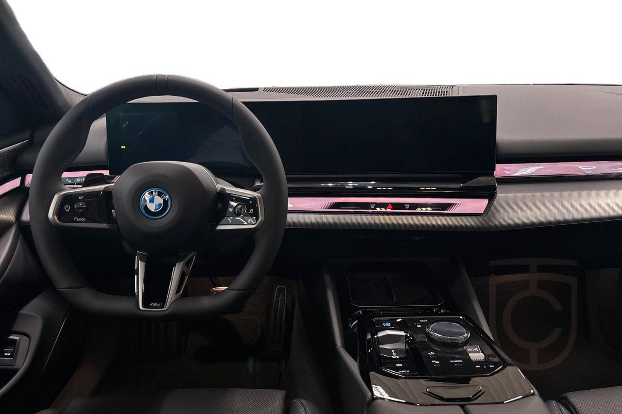 BMW i5 xDrive 40 Touring M-Sport Pro