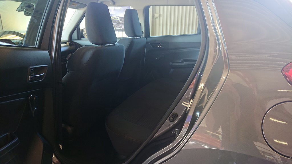Suzuki Swift 1.2 Hybrid Select Automat