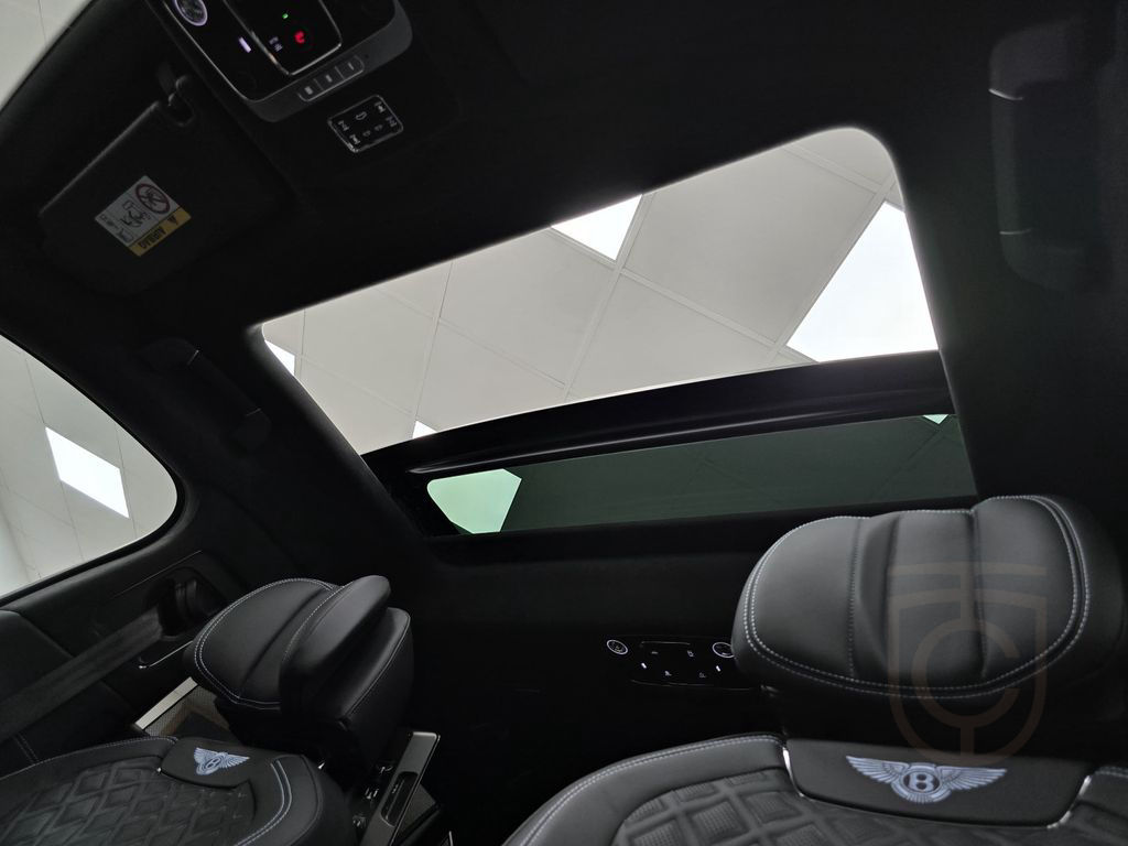 Bentley Flying Spur S V8*Mulliner*NAIM*Cambrian Grey*