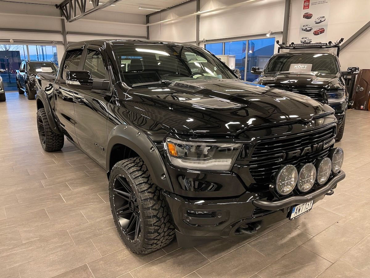 Dodge RAM 1500 Laramie Offroad Extreme