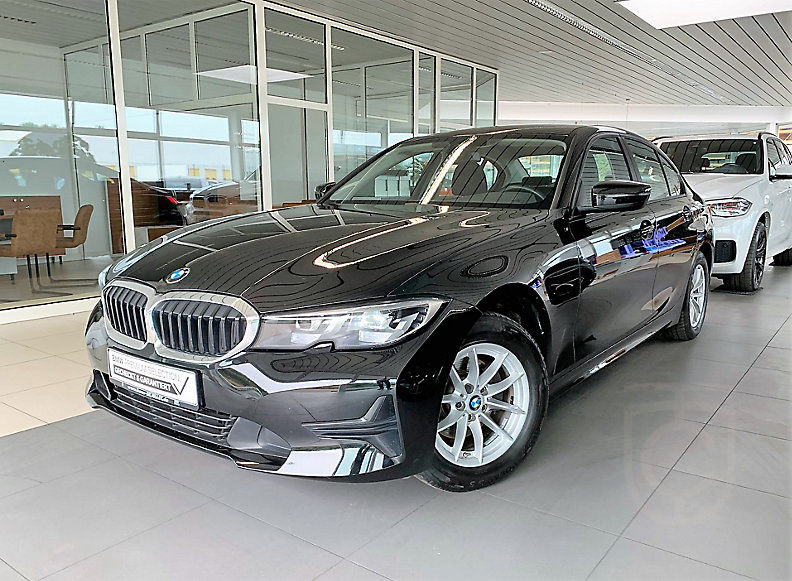 BMW 320i Limousine