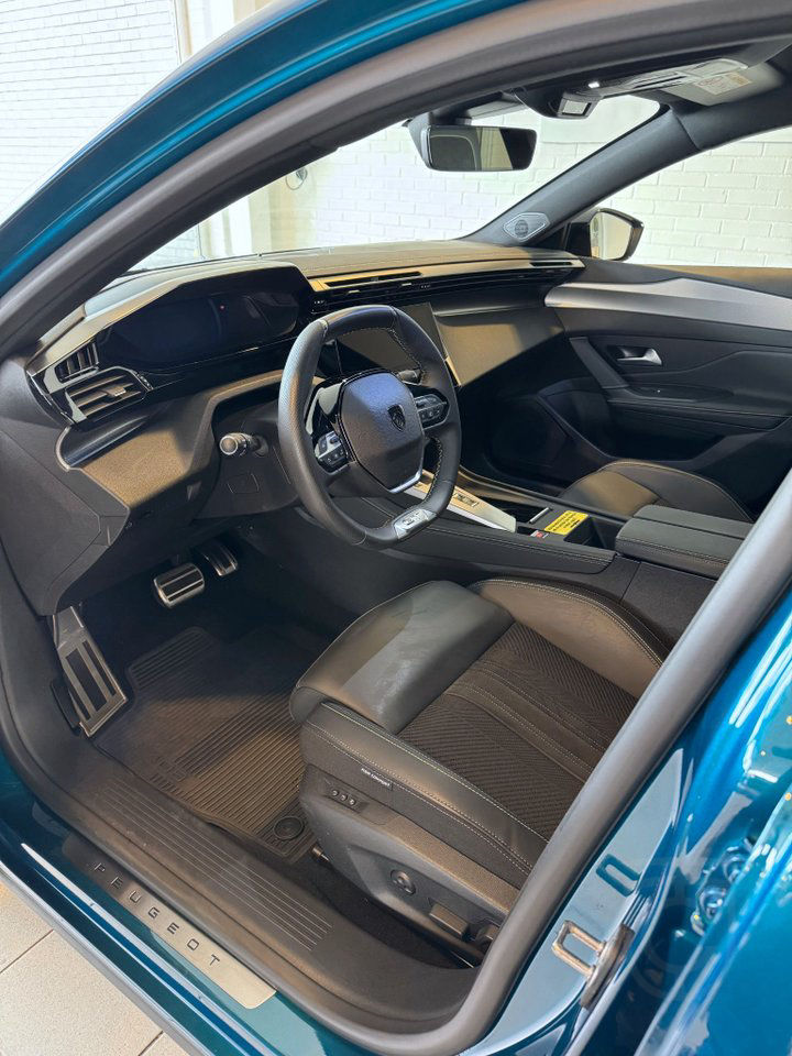 Peugeot 408 GT
