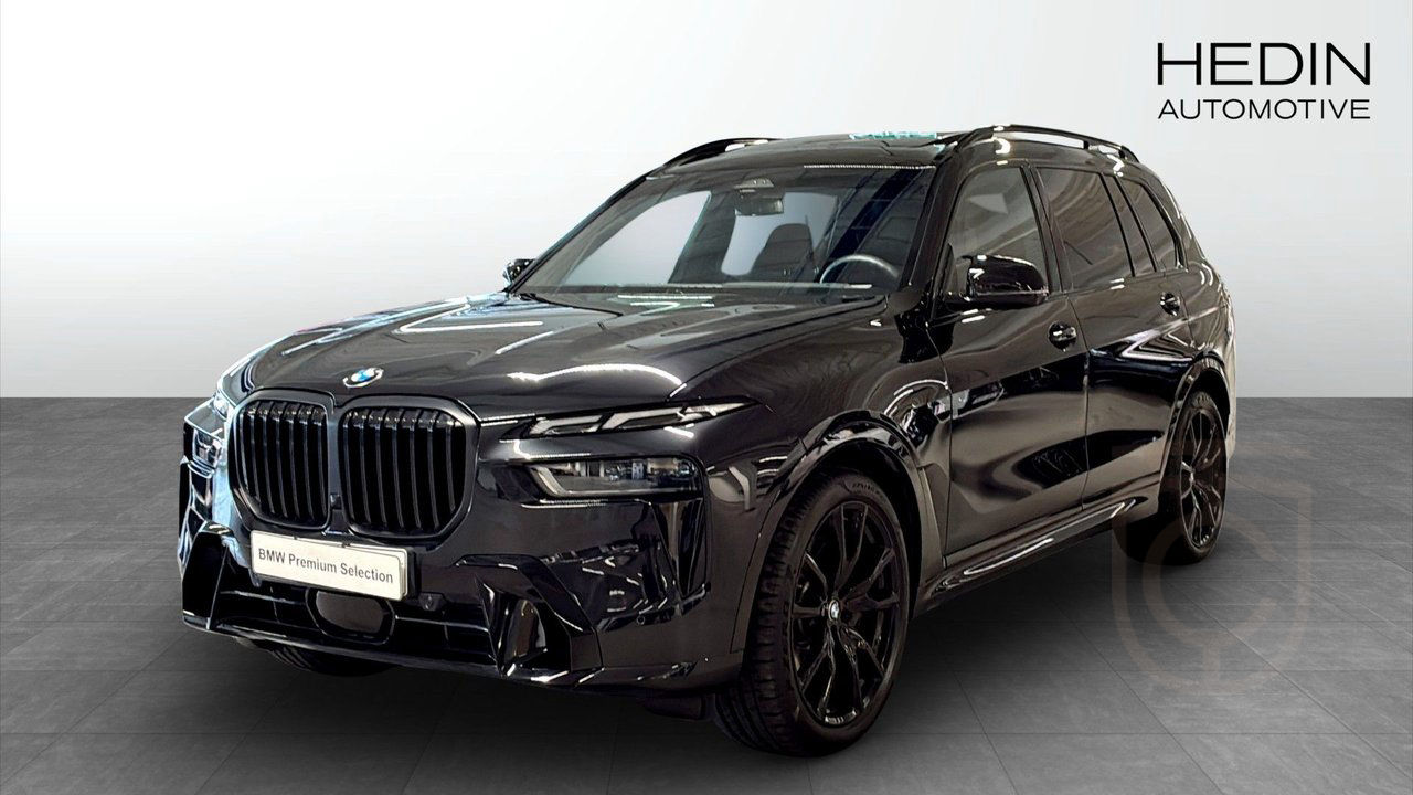 BMW X7 xDrive40i B&W
