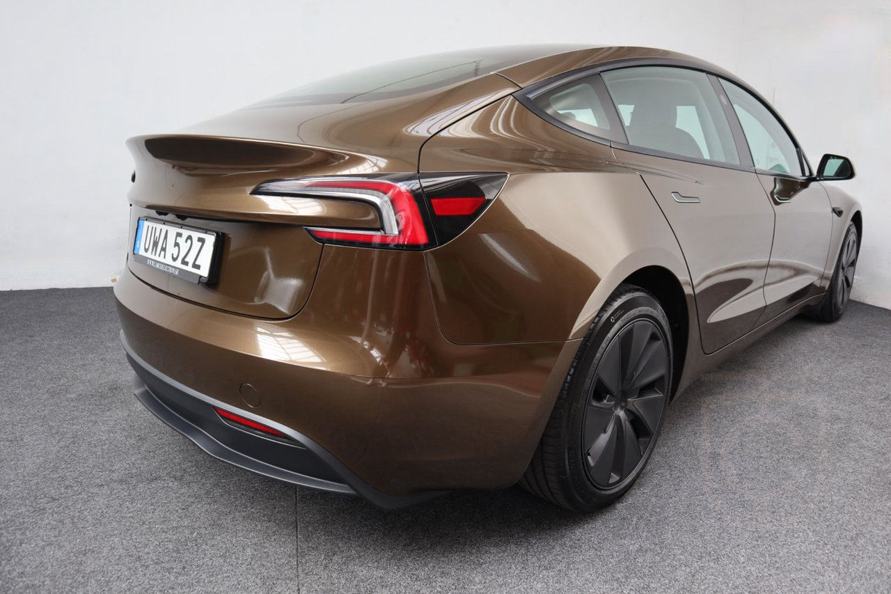 Tesla Model 3 Long Range AWD,2024