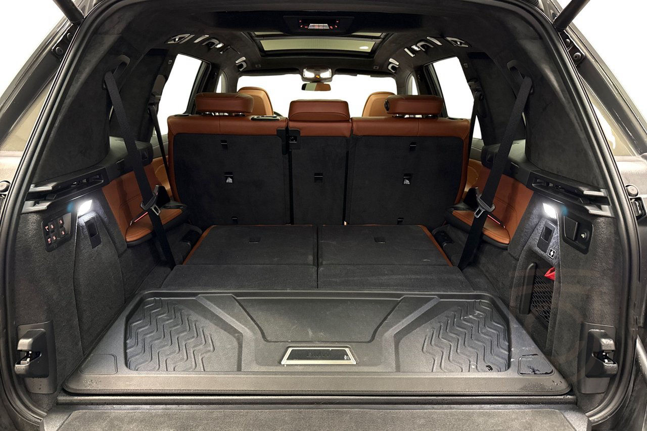 BMW X7 M60i xDrive