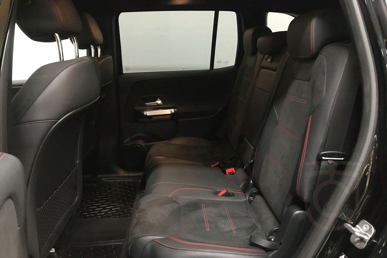 Mercedes-Benz EQB 250+ AMG