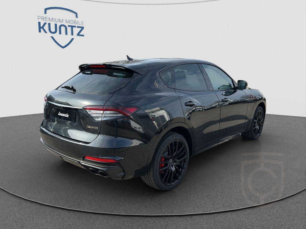 Maserati Levante V8 Trofeo MY23+Pano+Fahrassistenz-Paket