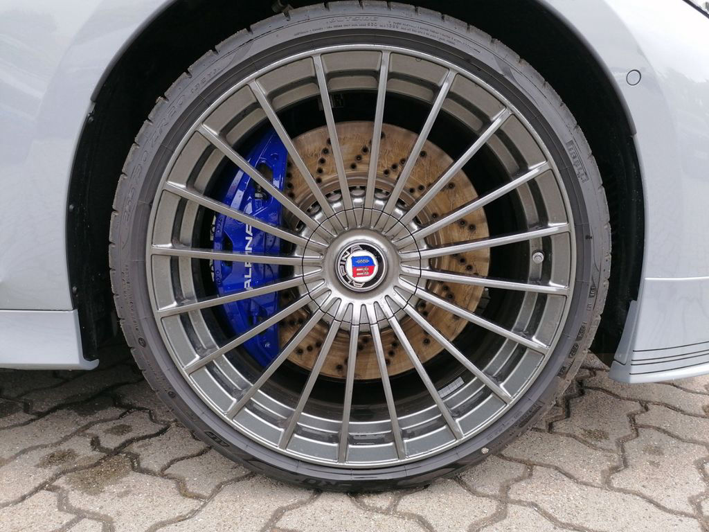 ALPINA B3 Touring UPE 116.940,-€ HUD AHK Pano ACC H/K