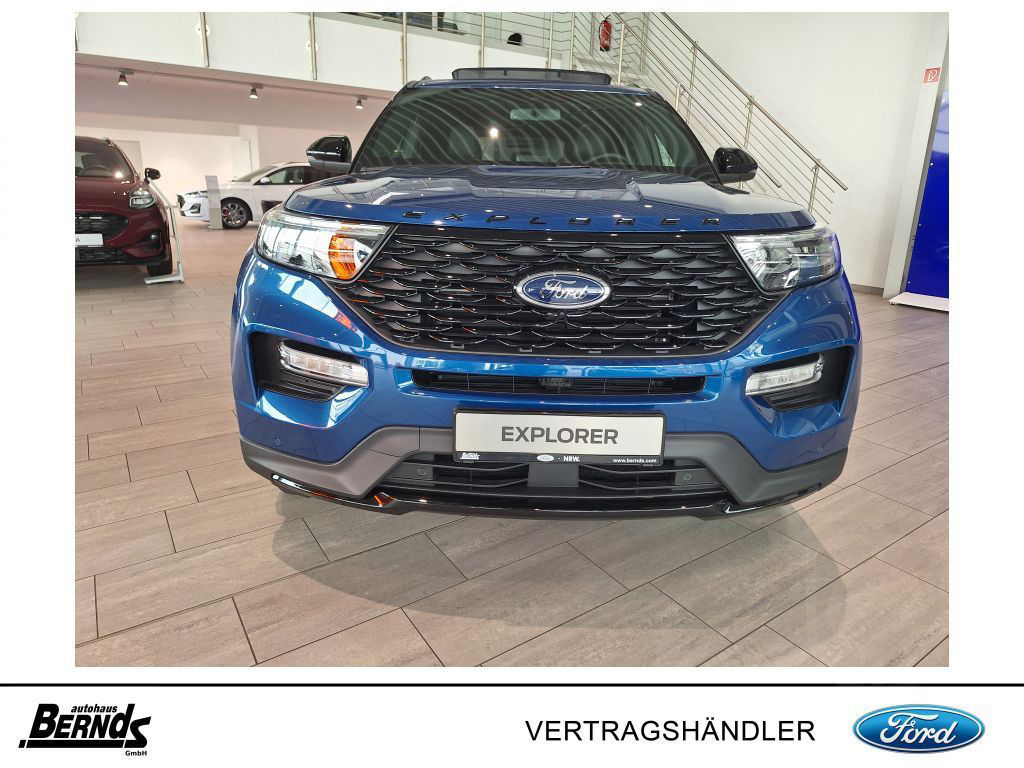 Ford Explorer EcoBoost Plug-in Hybrid ST-LINE ACC AHK