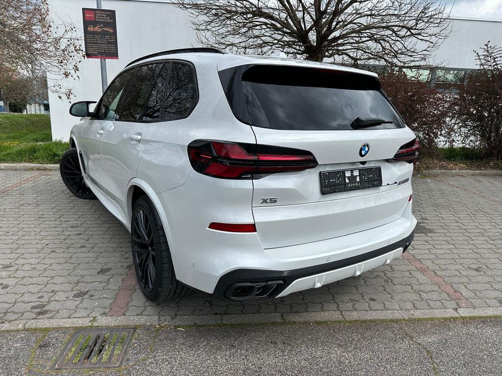 BMW X5 M60 i xDrive*B&W*