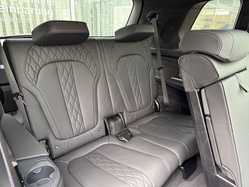 BMW X7 xDrive40d M SPORTPAKET PRO+ICONIC GLOW+AHK