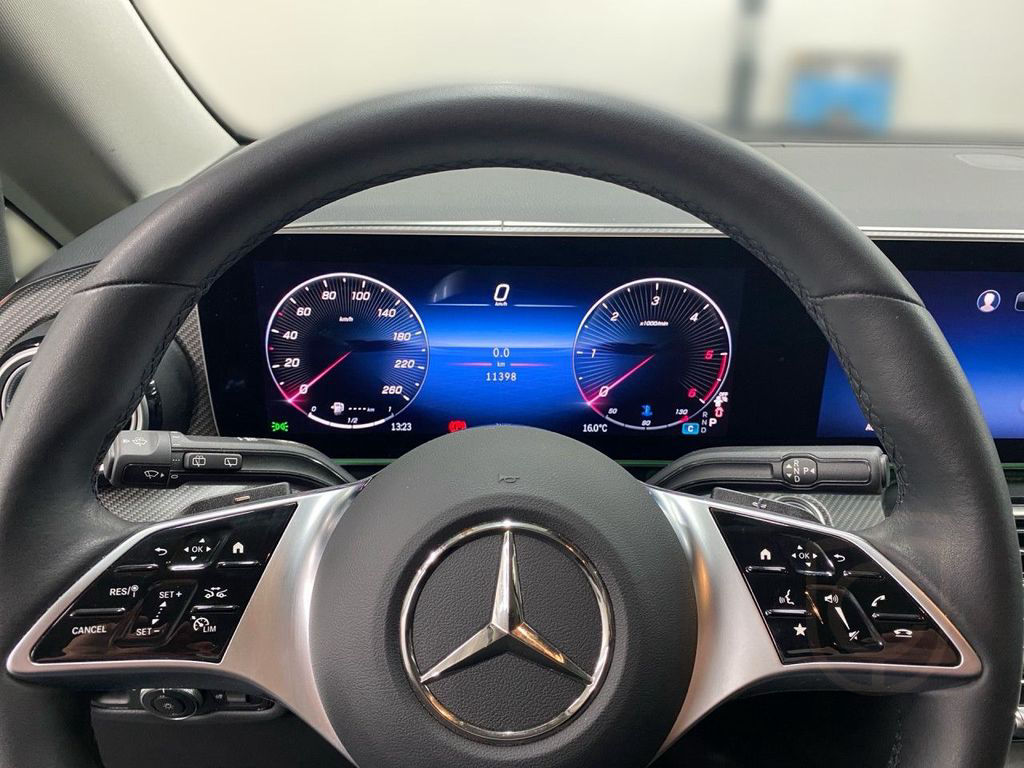 Mercedes-Benz V 250 d lang 4M AMG WideScreen 360° Airmat SHD