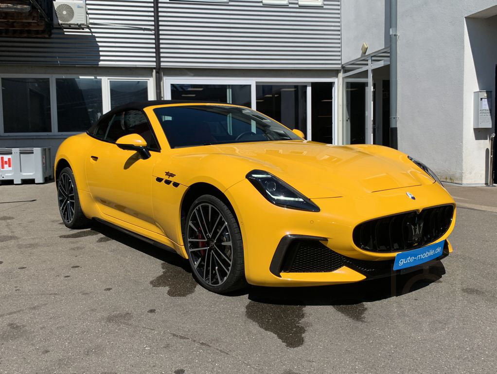 Maserati GranTurismo Trofeo 404 kW 3.0 V6 AWD |360°|HUD|