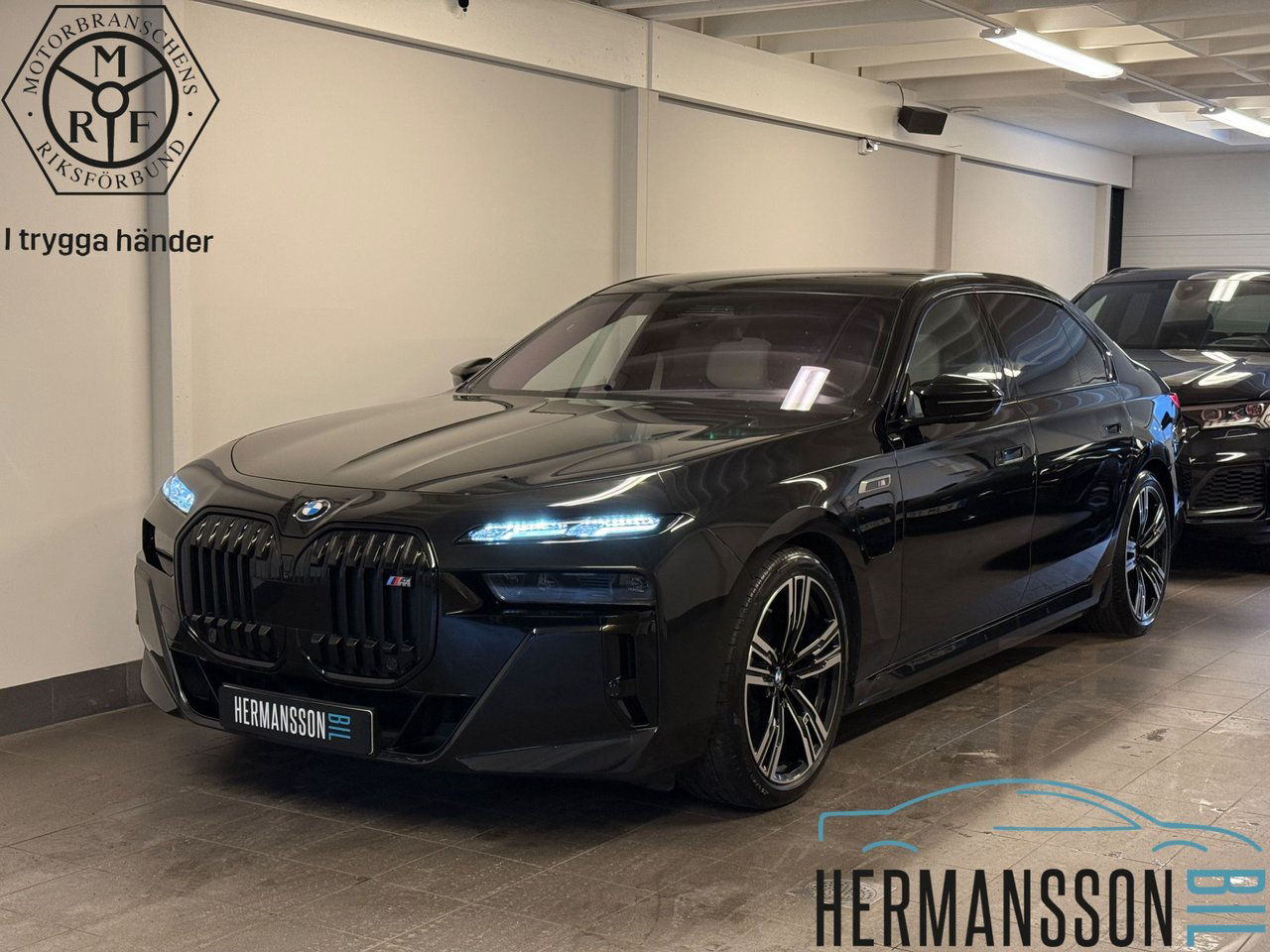 BMW M760 e xDrive M Sport Pro