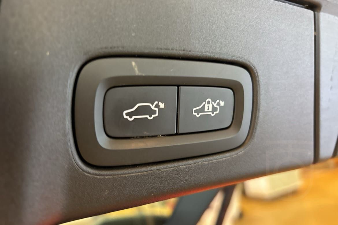 Volvo V90 T6 Plus Dark Edition