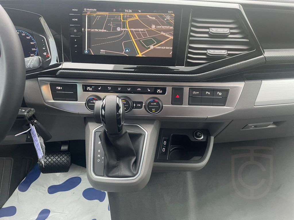 Volkswagen T6.1 California Ocean Aufstelldach 2.0 l TDI 4MO