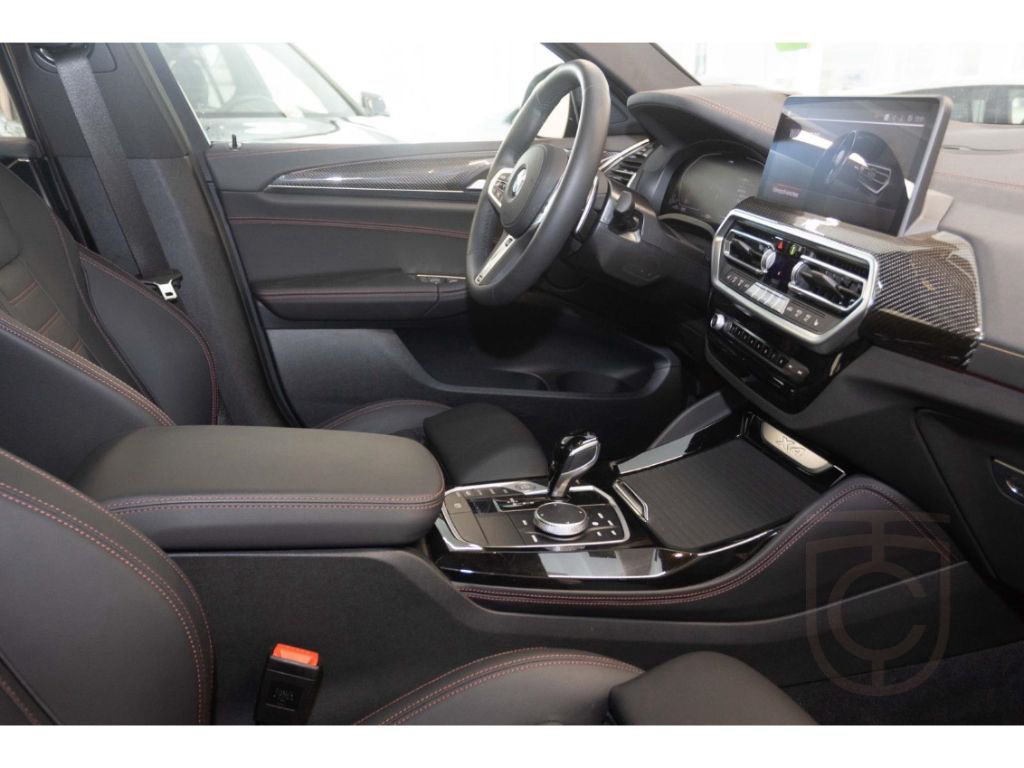 BMW X4 xDrive30dMSport+AHK+Panorama+HUD+Leder+StandH