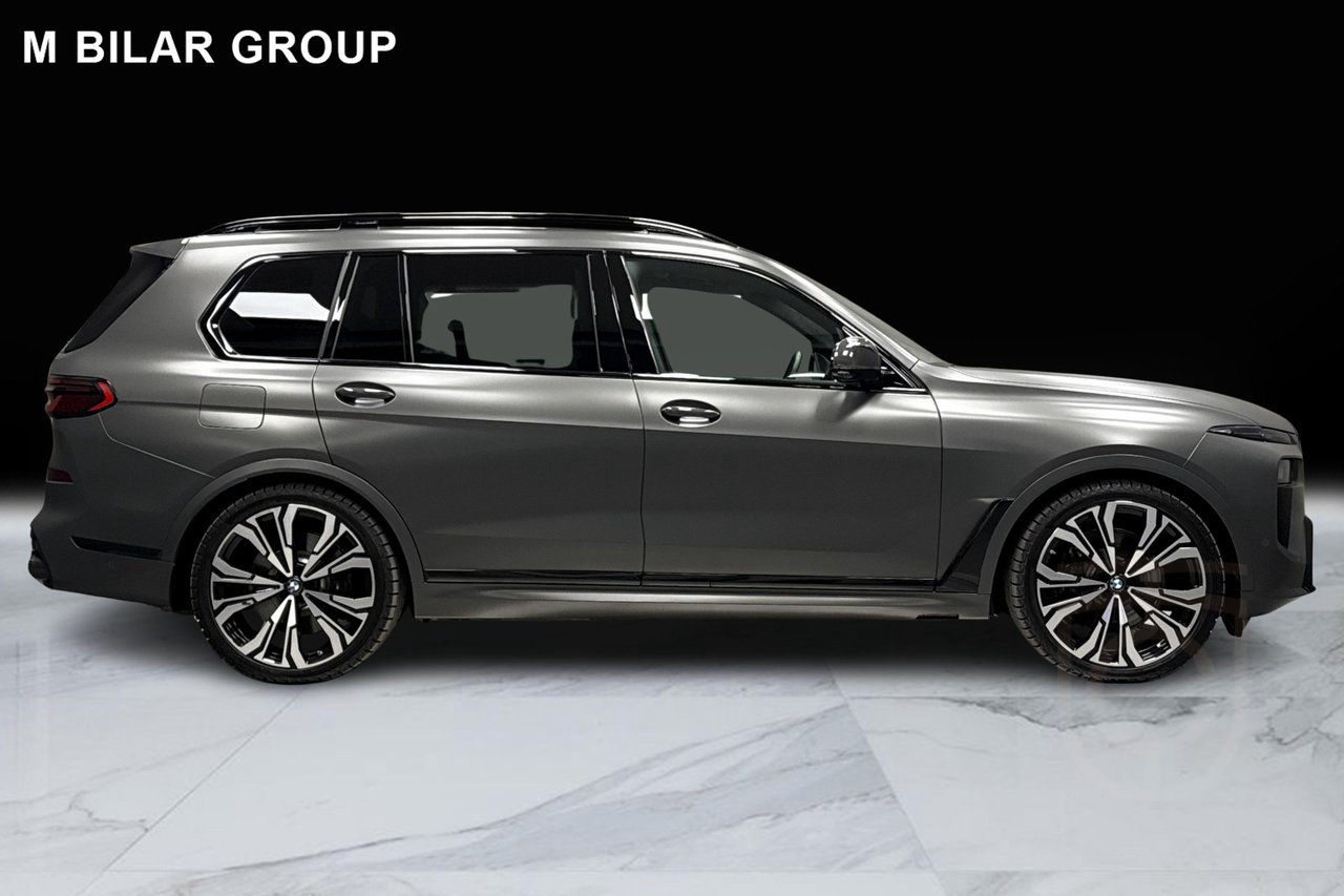BMW X7 M60i xDrive