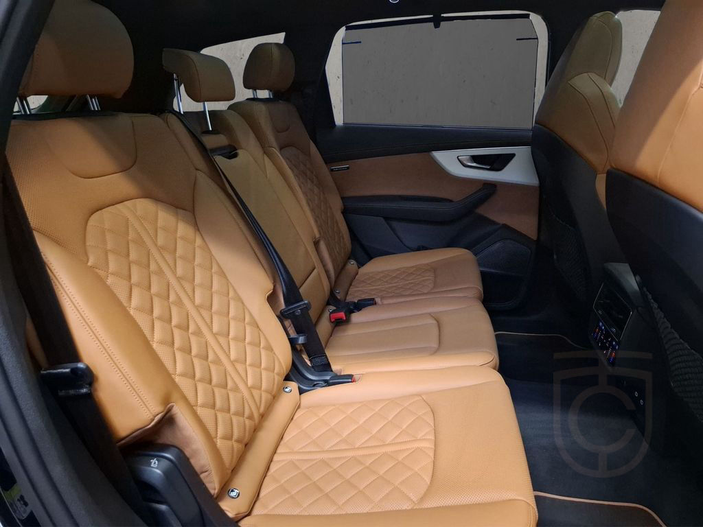 Audi SQ7 SUV TFSI 373(507) kW(PS) tiptronic
