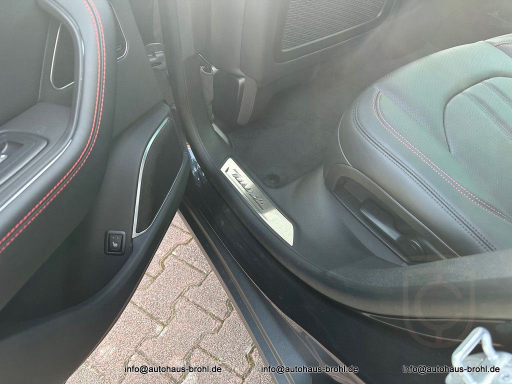 Maserati Levante 3.0 V6 430HP Modena ULTIMA Auto 4WD