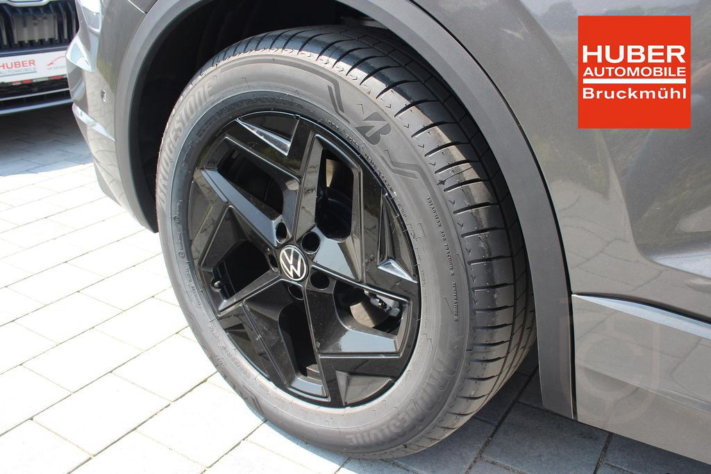 Volkswagen Touareg 3.0 V6 TDI ELEGANCE ALLRAD/AHK/MATRIX...