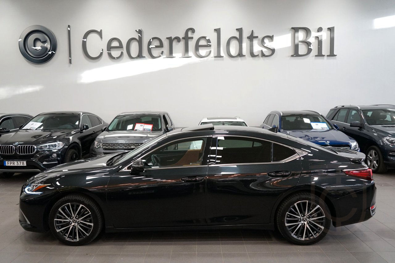 Lexus ES 300h 2.5 E-CVT Limited Edition