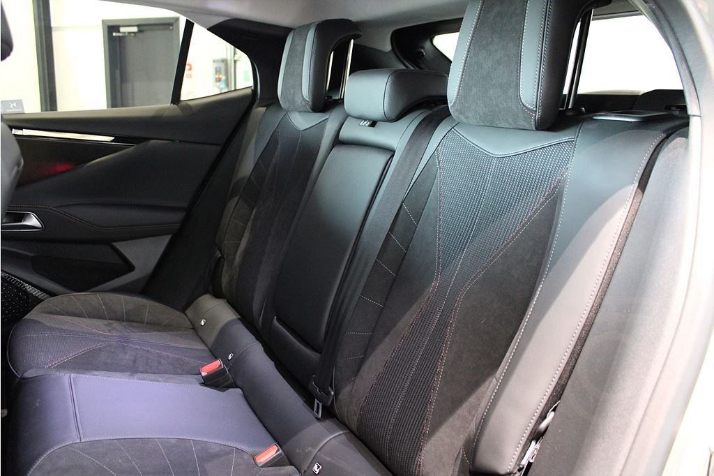 DS 4 Performance Line E-Tense
