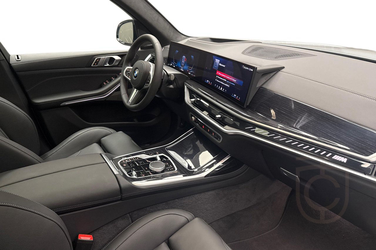 BMW X7 M60i xDrive