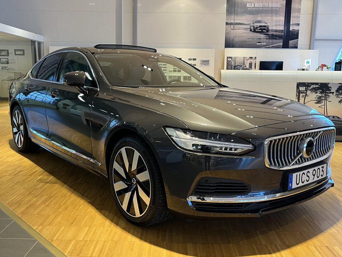 Volvo S90 Recharge T8 Ultimate Bright