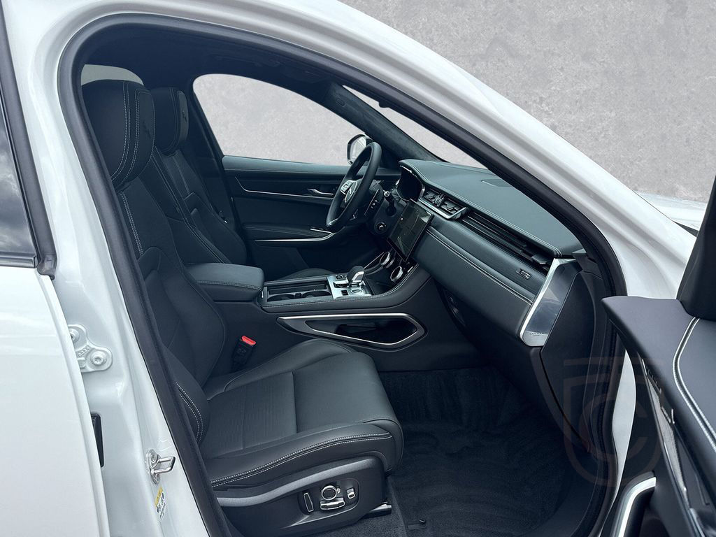 Jaguar F-Pace D300 AWD R-Dynamic HSE 21" AHK HUD STHZ