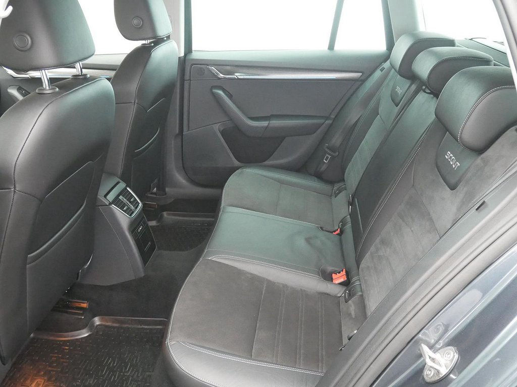 Skoda Ocavia Scout Tdi 150 Dsg 4x4 Dragpkt Navi