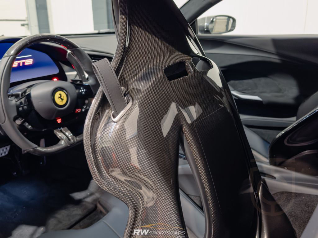 Ferrari 296 GTB GTB DCT