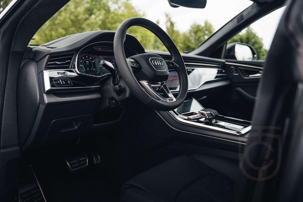 Audi RS Q8 Performance / New / Ceramic / Sunroof / Ma